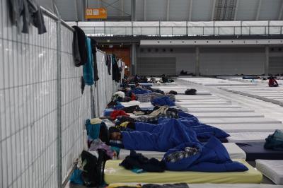 Fluechtlingsunterbringung auf der Messe Stuttgart - Platz fuer 2500 Personen